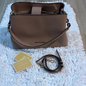 Michael Kors SOFIA LG EW Satchel Leather in Fawn